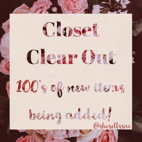 SheSellsSac Other - Closet ClearOut 👜🕶👛🎒👞👡👙👚👗💍👖👒💄